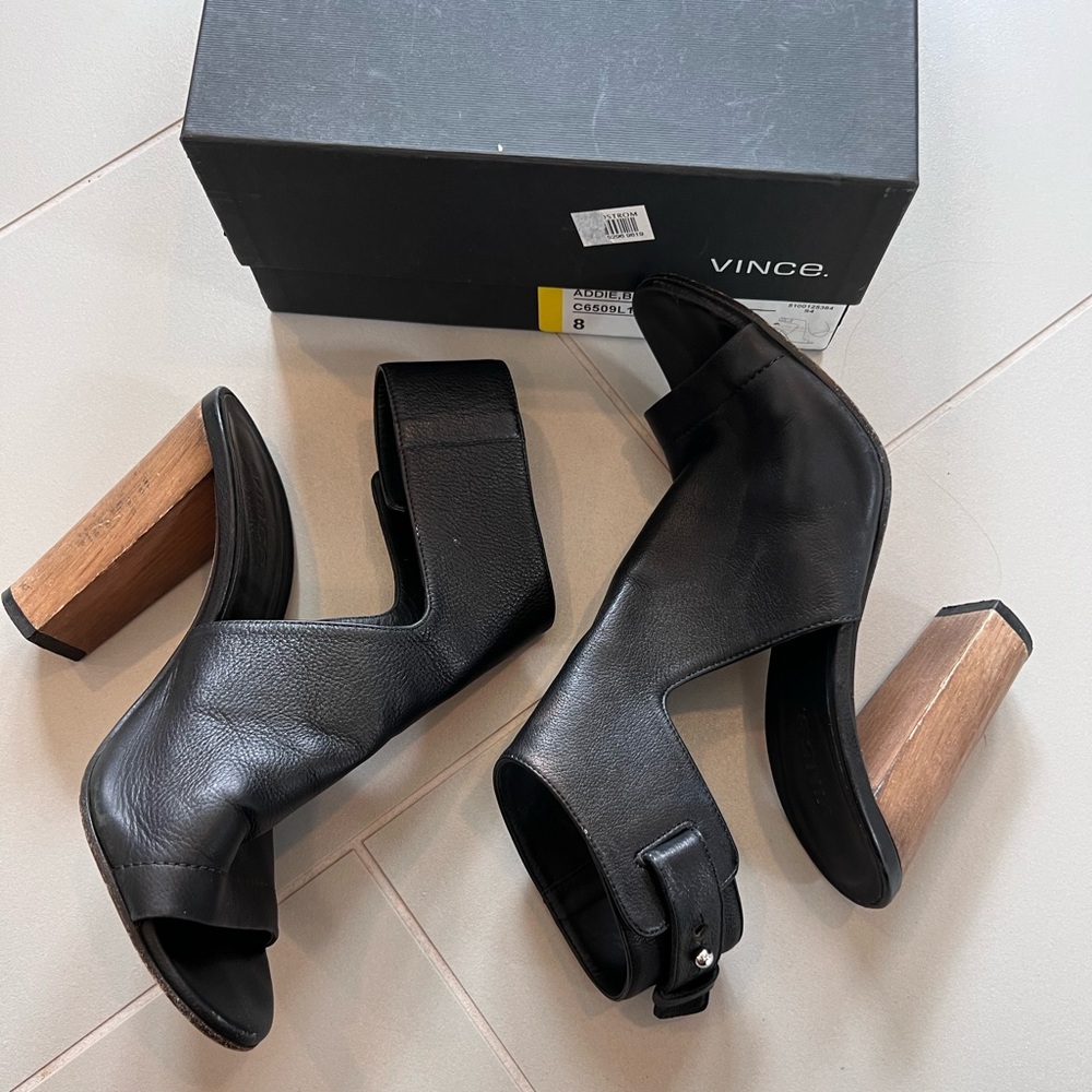 Vince Addie LE sandal/bootie - sz 9